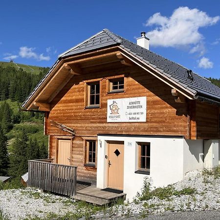 Vesely Svist Chalet Lachtal Buitenkant foto