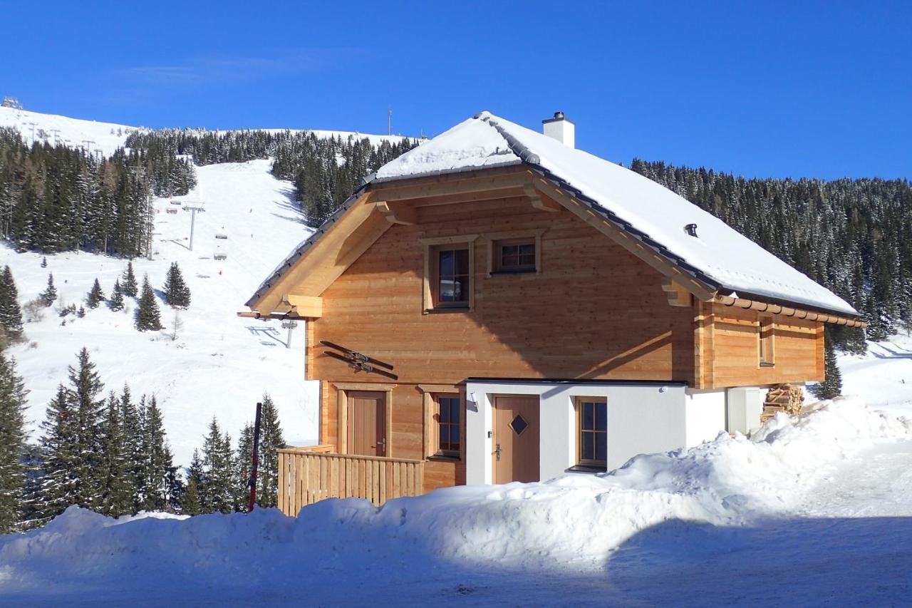Vesely Svist Chalet Lachtal Buitenkant foto