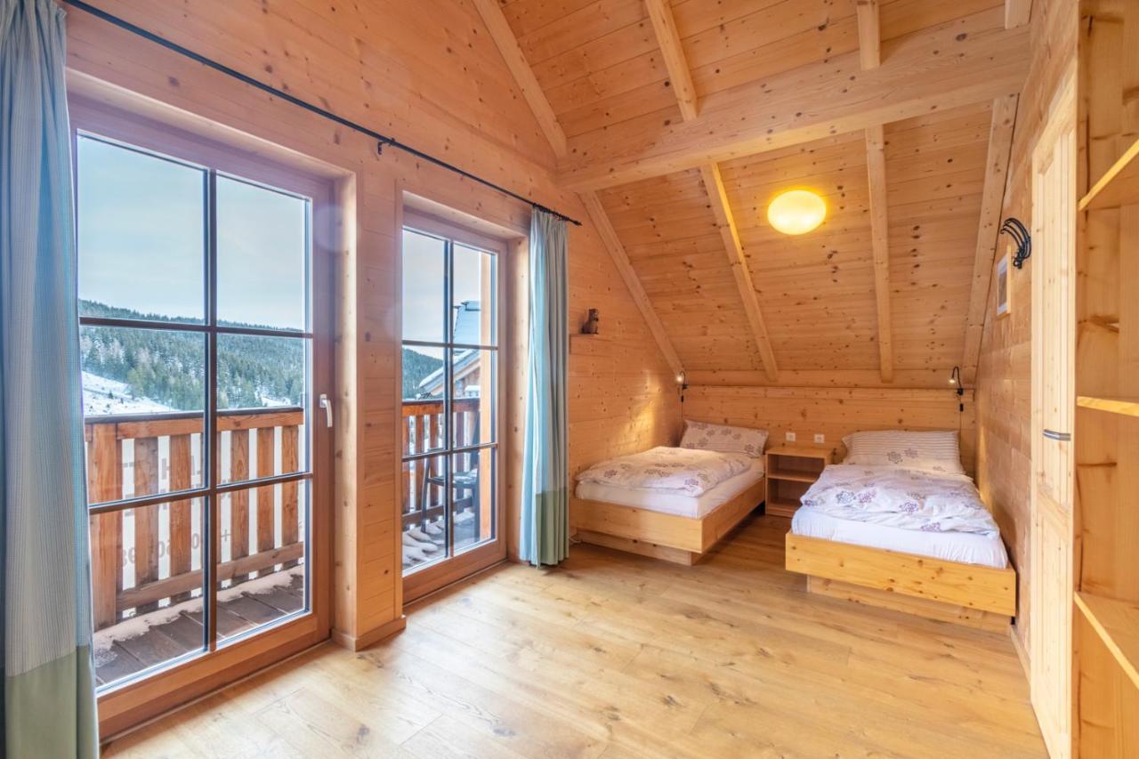 Vesely Svist Chalet Lachtal Buitenkant foto