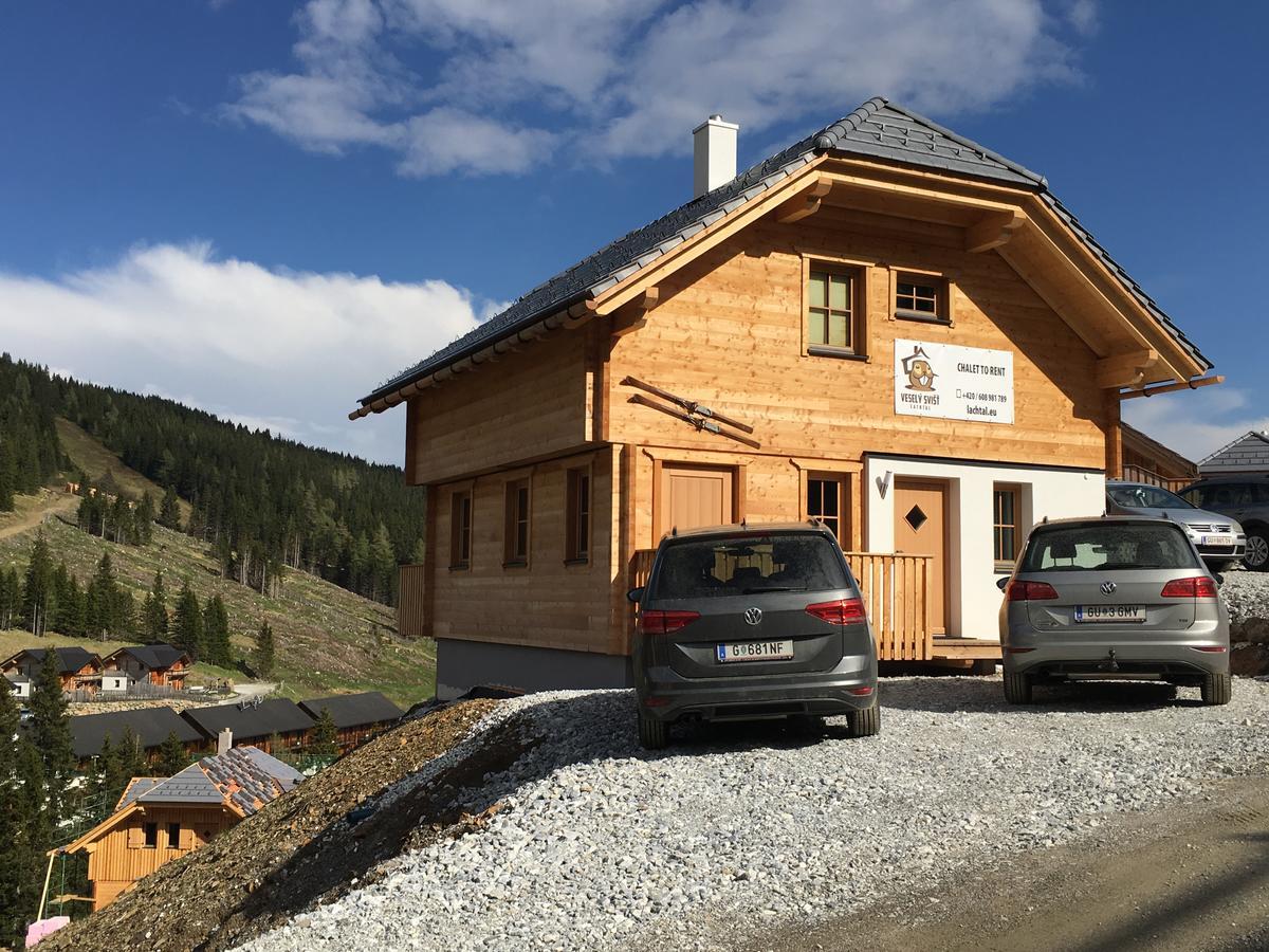Vesely Svist Chalet Lachtal Buitenkant foto