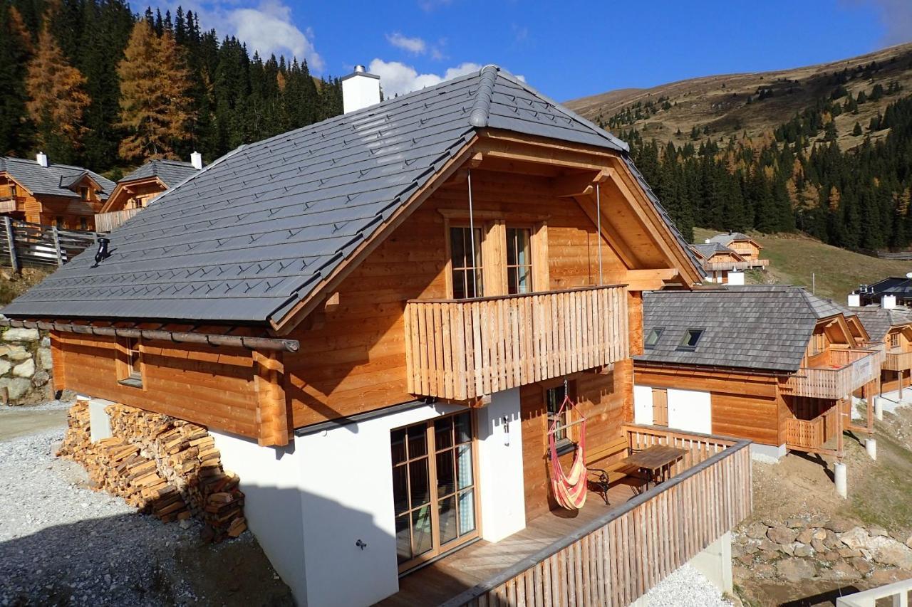 Vesely Svist Chalet Lachtal Buitenkant foto